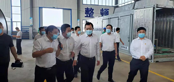 朝阳市委副书记、市长谢卫东莅临AC米兰官方网站
考察并指导工作